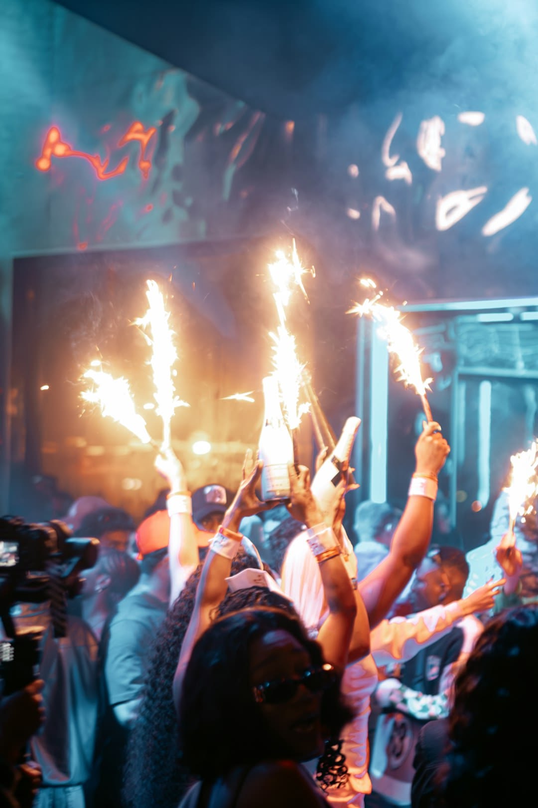 Hyper Entertainments crowd photo 2